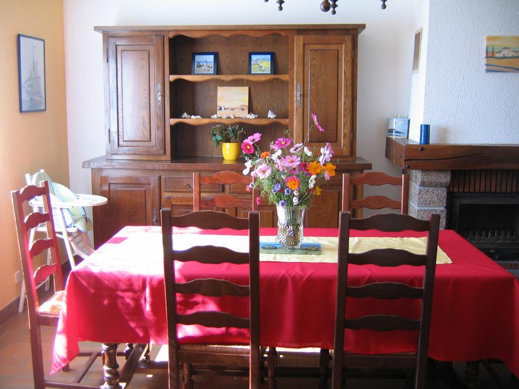 Gite Les Hortensias Крозон Номер фото